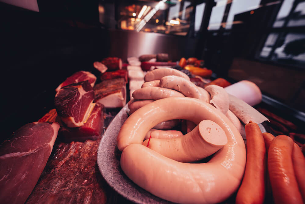 Frischfleisch an der Theke