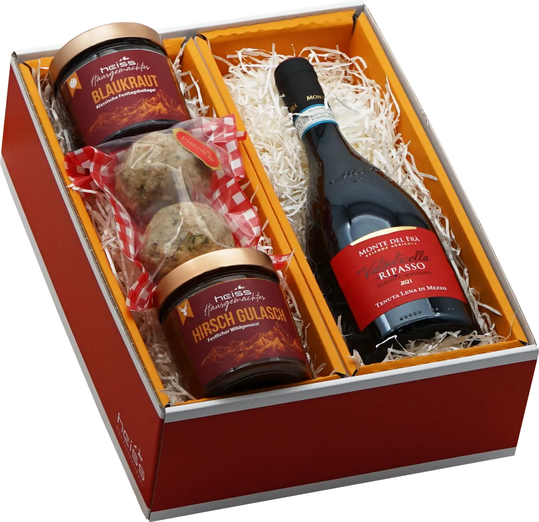 Präsent mit Hirschgulasch, Blaukraut und Semmelknödeln aus eigener Herstellung und Rotwein Valpolicella Ripasso